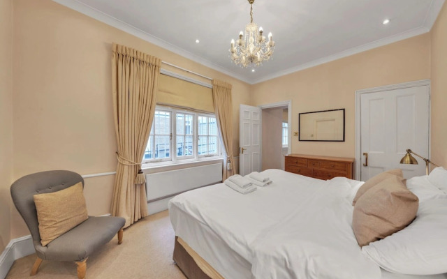 Hertford Flat 4