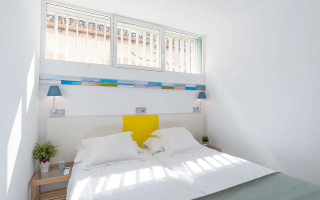 Pedregalejo: Cozy Apartment Front Of The Beach