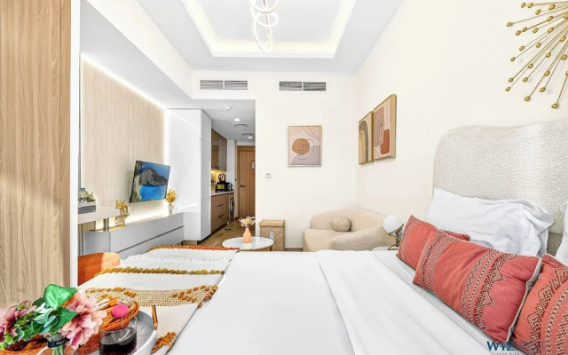 WYZ RENT|Unique Studio in Azizi Riviera
