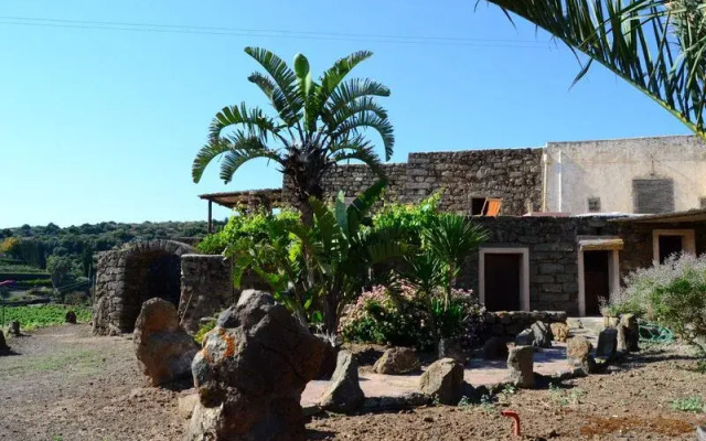 Dammuso Giardino Arabo
