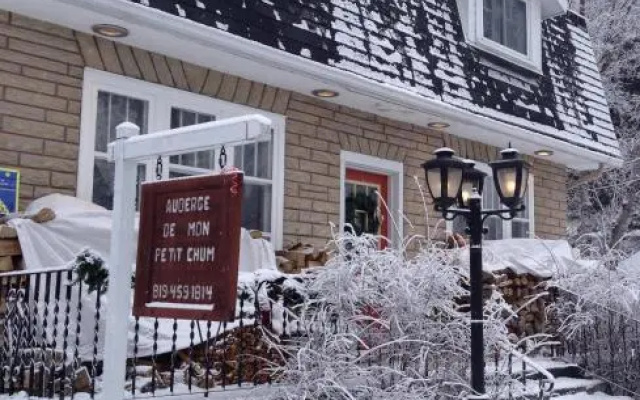 Auberge De Mon Petit Chum B&B