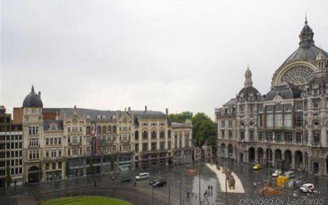 Hotel Antwerp Billard Palace 0