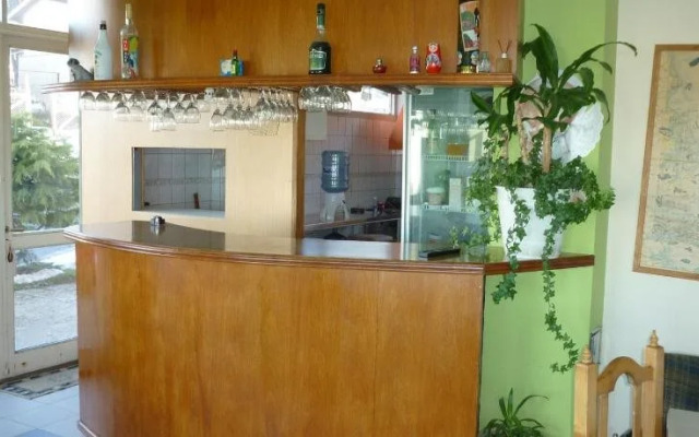 Apart Hotel Alem