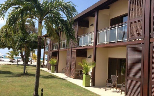 Manchebo Beach Resort and Spa in Oranjestad, Aruba from 557$, photos, reviews - zenhotels.com hotel front