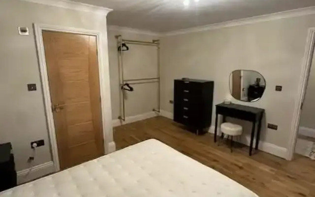 Charming Notting Hill Basement Flat With Garden