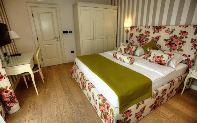 Hotel Grace