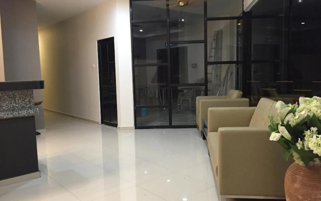 Senrose Hotel