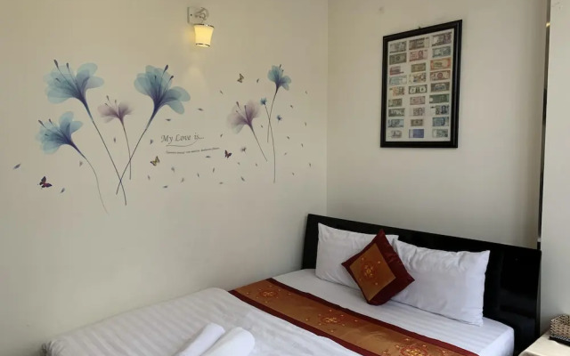 Moon Light Hostel
