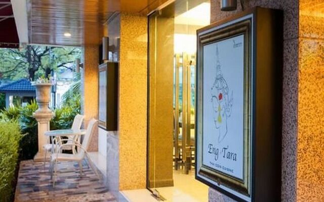Отель NIDA Rooms Ramkamhaeng Avenue Min Buri вид на фасад