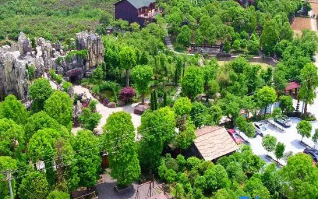 Sweetome Vacation Rentals (Wencheng Tianding Lake)