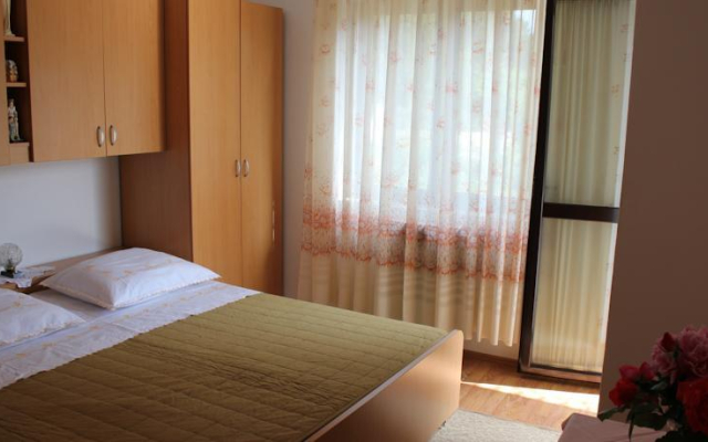 Rooms Teklić