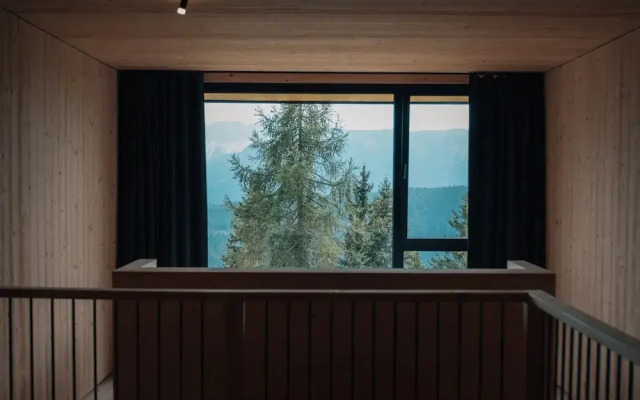 Anders Suites