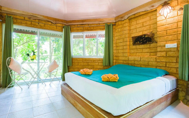Baandin Chiewlarn Resort