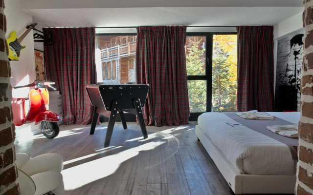 Snow Lodge Hotel Courchevel 1850