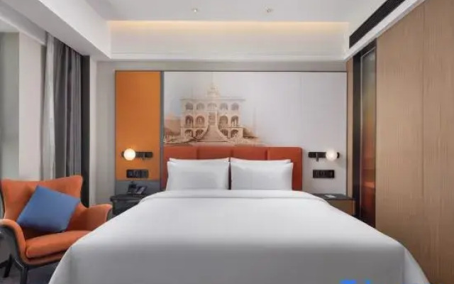 Xinyang Hampton by Hilton Hotel