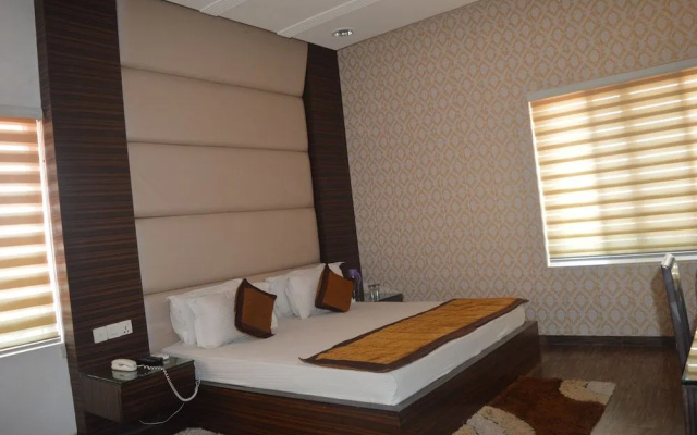 Hotel Riya Palace