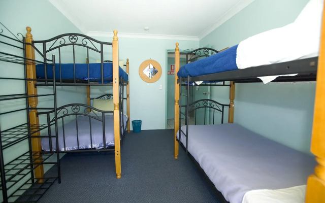 Homely Inn Queen Street