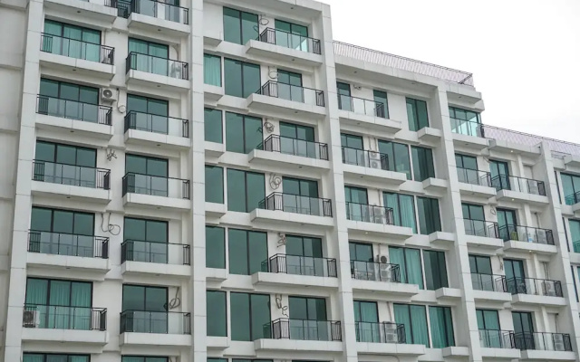 Cozy 2BR Apartment Nine Residence with City View
