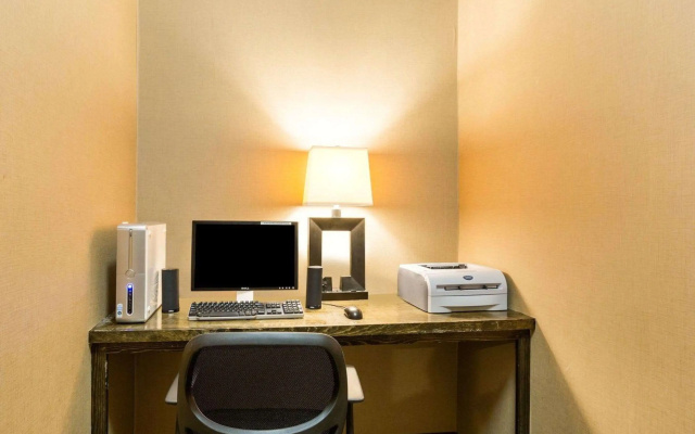Comfort Inn & Suites Winnie