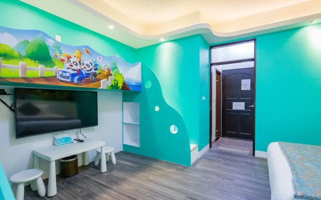 Dan Huang BnB