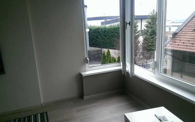 Apartman 22 Dedinje