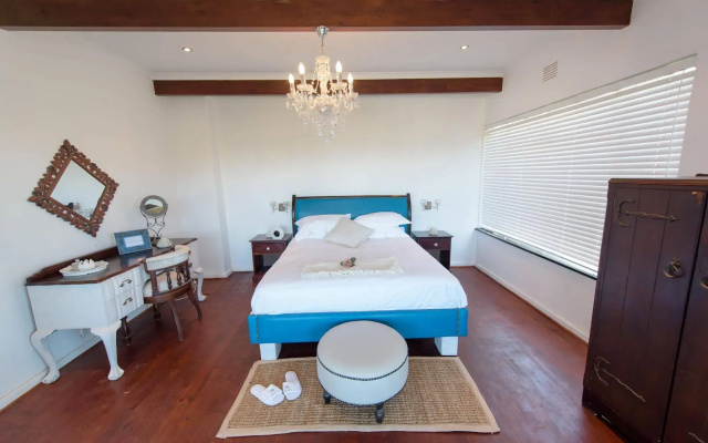 Senate Boutique Guest House