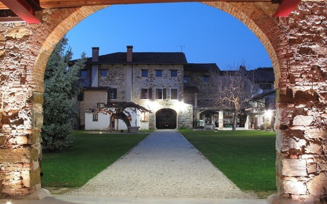 Отель Agriturismo il Vagabondo Буттрио вид на фасад