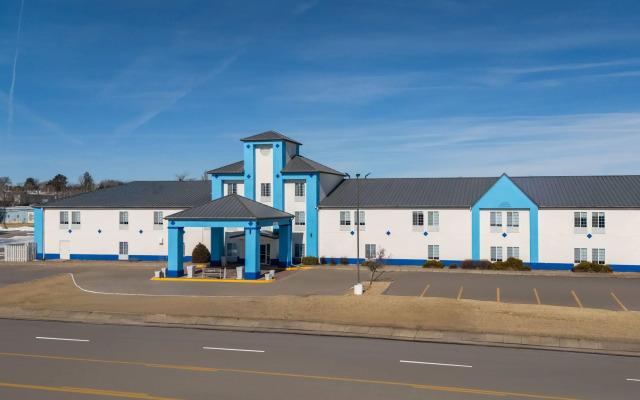 Days Inn by Wyndham Dodge City
