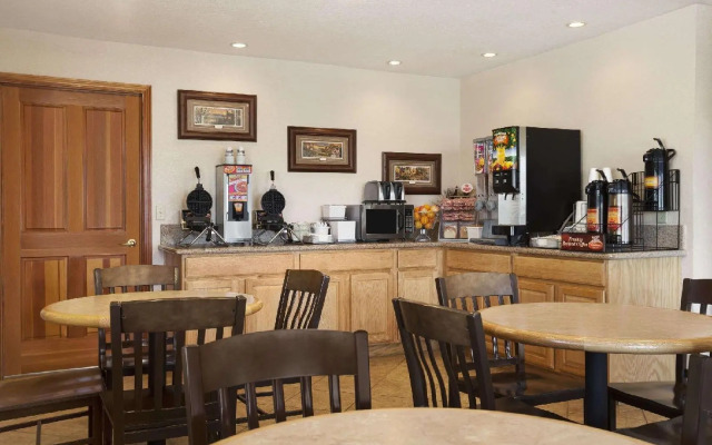 Super 8 By Wyndham Susanville