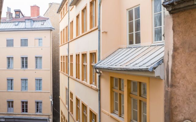 Отель Like Home Terreaux Франция, Лион - отзывы, цены и фото номеров - забронировать отель Like Home Terreaux онлайн вид на фасад