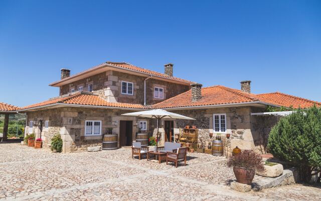 Отель Quinta da Barroca Португалия, Армамар - отзывы, цены и фото номеров - забронировать отель Quinta da Barroca онлайн вид на фасад