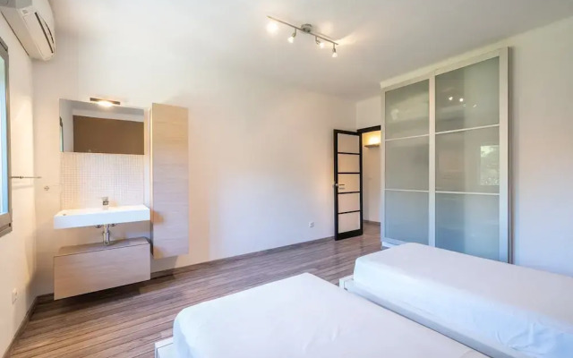 Holiday Home in L'escala Near Platja Cala Montgo