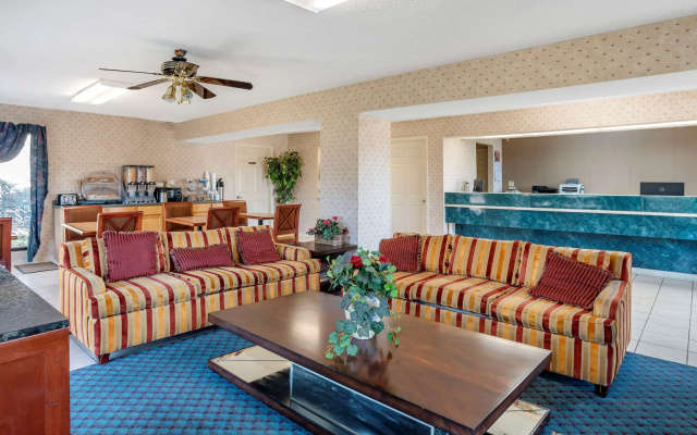 Econo Lodge Pearl - Jackson