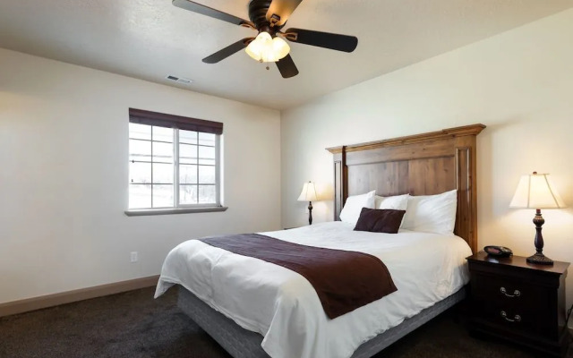 Duchesne Suites