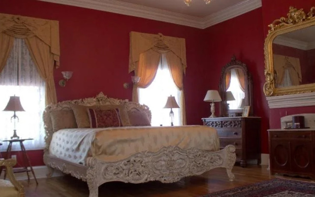 Southern Mansion