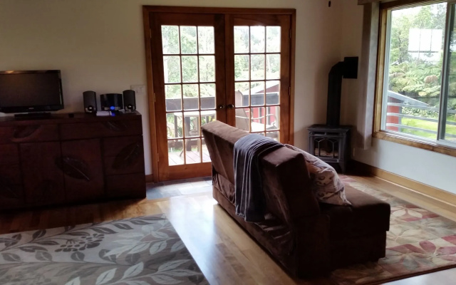 Volcano Acres Ranch B&B