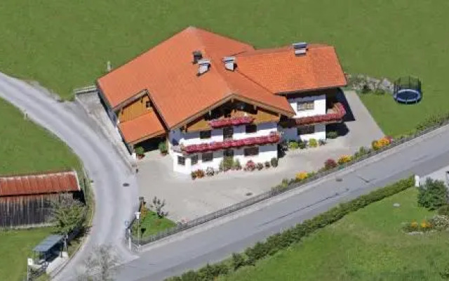 Tratlhof