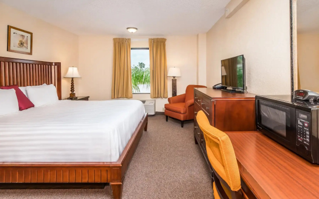 Days Inn By Wyndham Lake Okeechobee