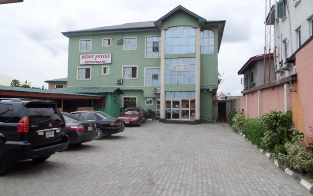 Menic Suites