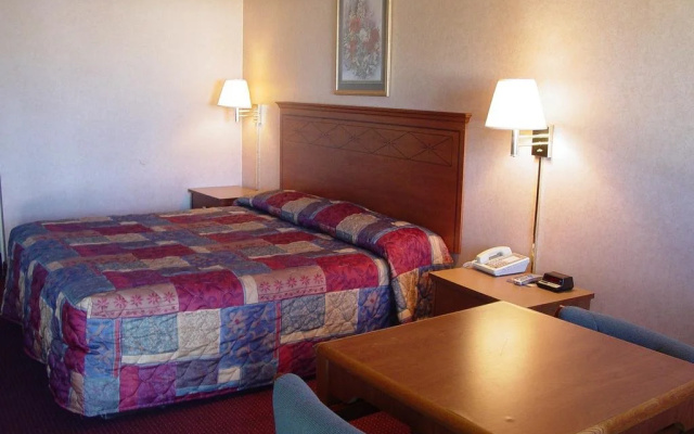 Garden Inn & Suites