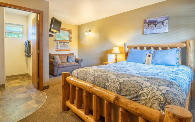 Dodge Peak Lodge