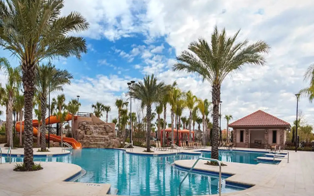#19 Large Townhouse w/Private Pool - Three Bedroom