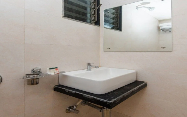 OYO 16469 Pramukh Hotels