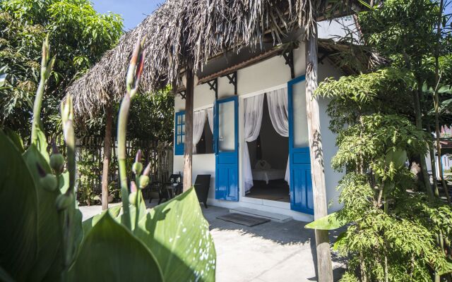 Отель Cashew Tree Bungalow вид на фасад