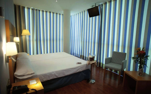 Hotel Exe Sevilla Palmera
