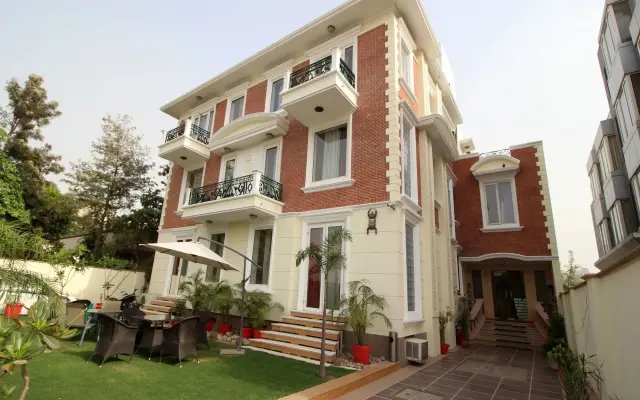 Hotel Good Care by OYO Rooms