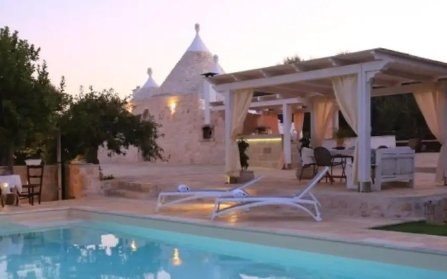 Trullo Mil With Private Pool by Apuliarentals