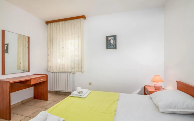 Stunning Apartment in Njivice With 1 Bedrooms and Wifi