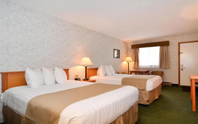 UBar Inn & Suites