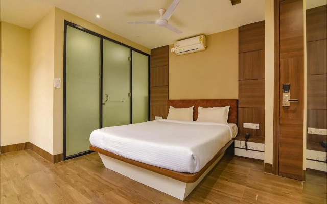 Fabhotel Eros 282